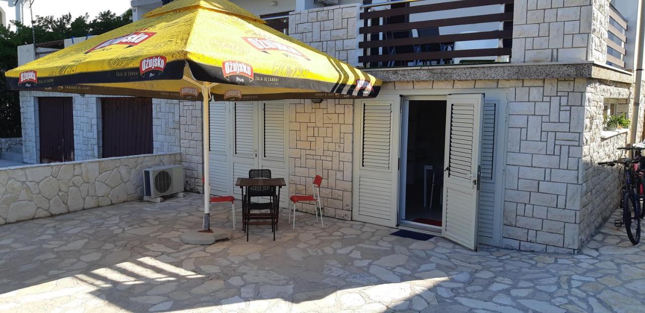 Apartments Marzic باغ المظهر الخارجي الصورة