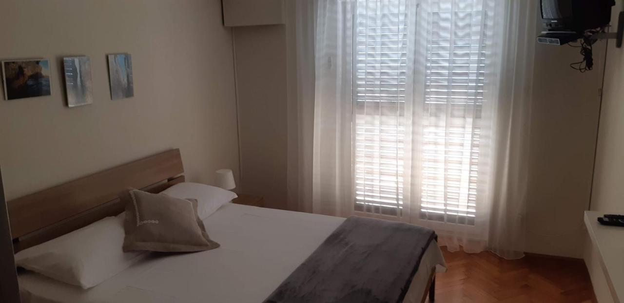 Apartments Marzic باغ المظهر الخارجي الصورة