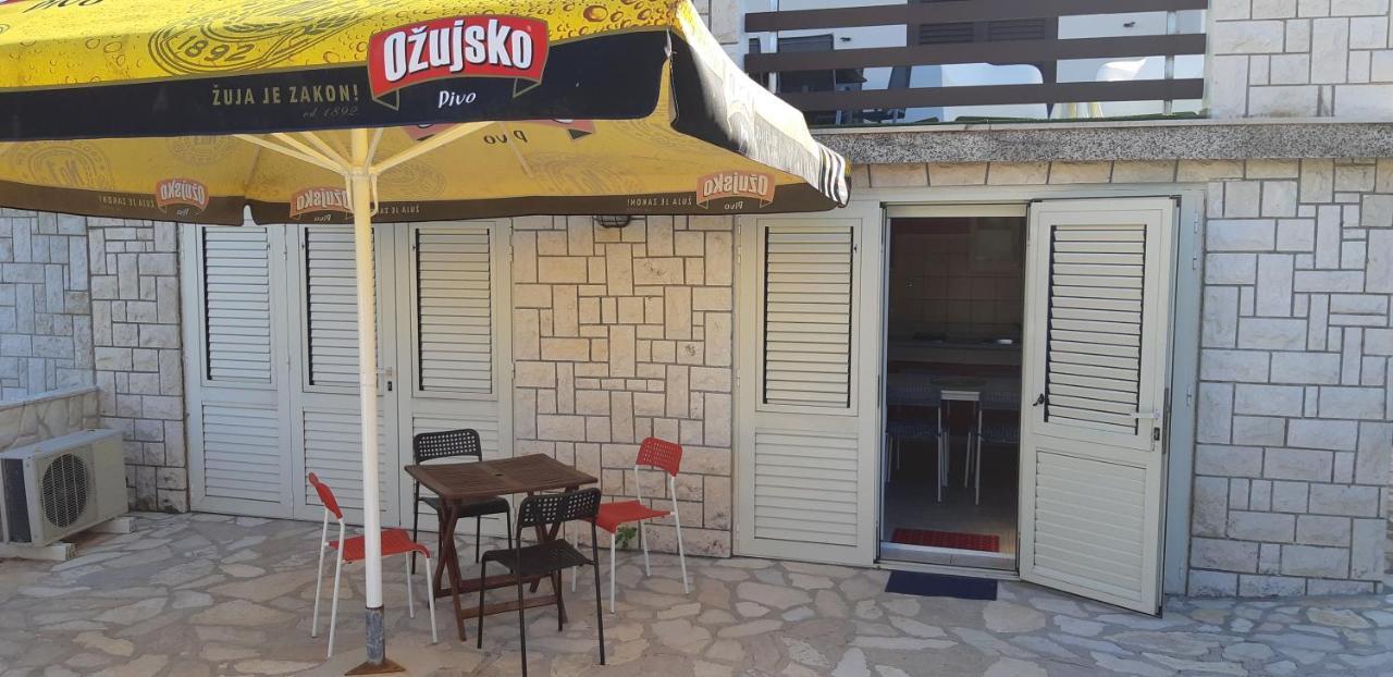Apartments Marzic باغ المظهر الخارجي الصورة