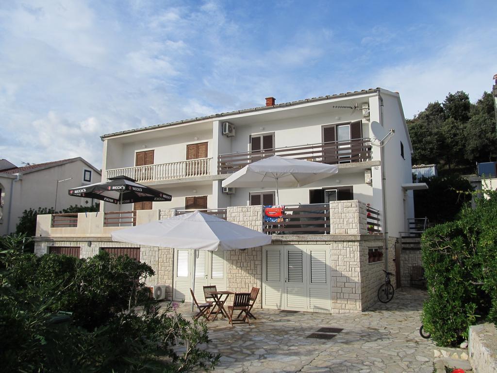 Apartments Marzic باغ المظهر الخارجي الصورة